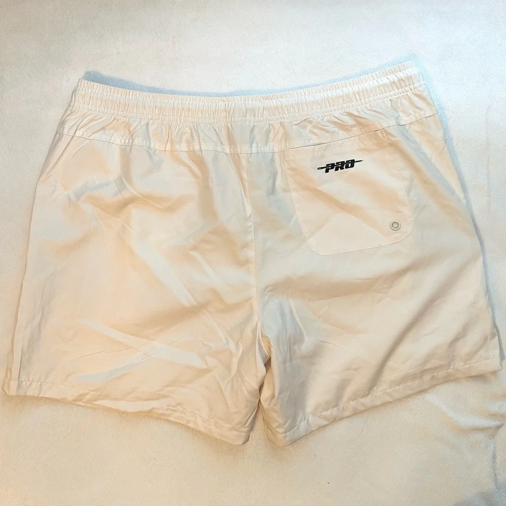 NWT New York Yankees Pro Standard Team Men's Swim Shorts XL Ivory LNY3314727